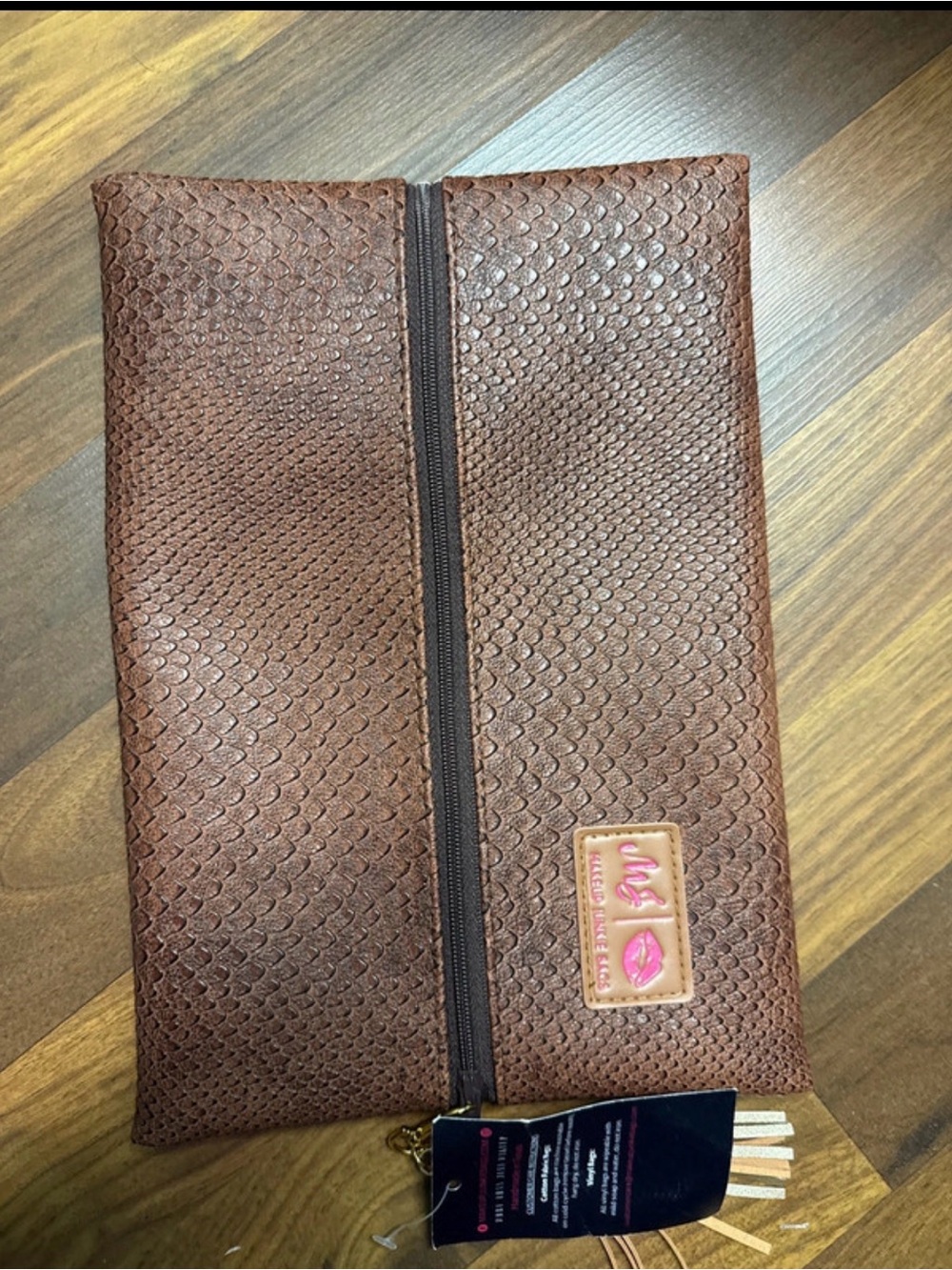 Makeup Junkie Bags Brown Snakeskin Cosmetic Bag – NWT